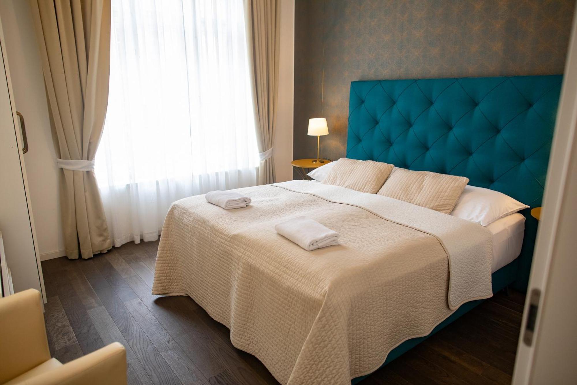 Luxury Modern Designed Oldtown Apartment Praha Bagian luar foto