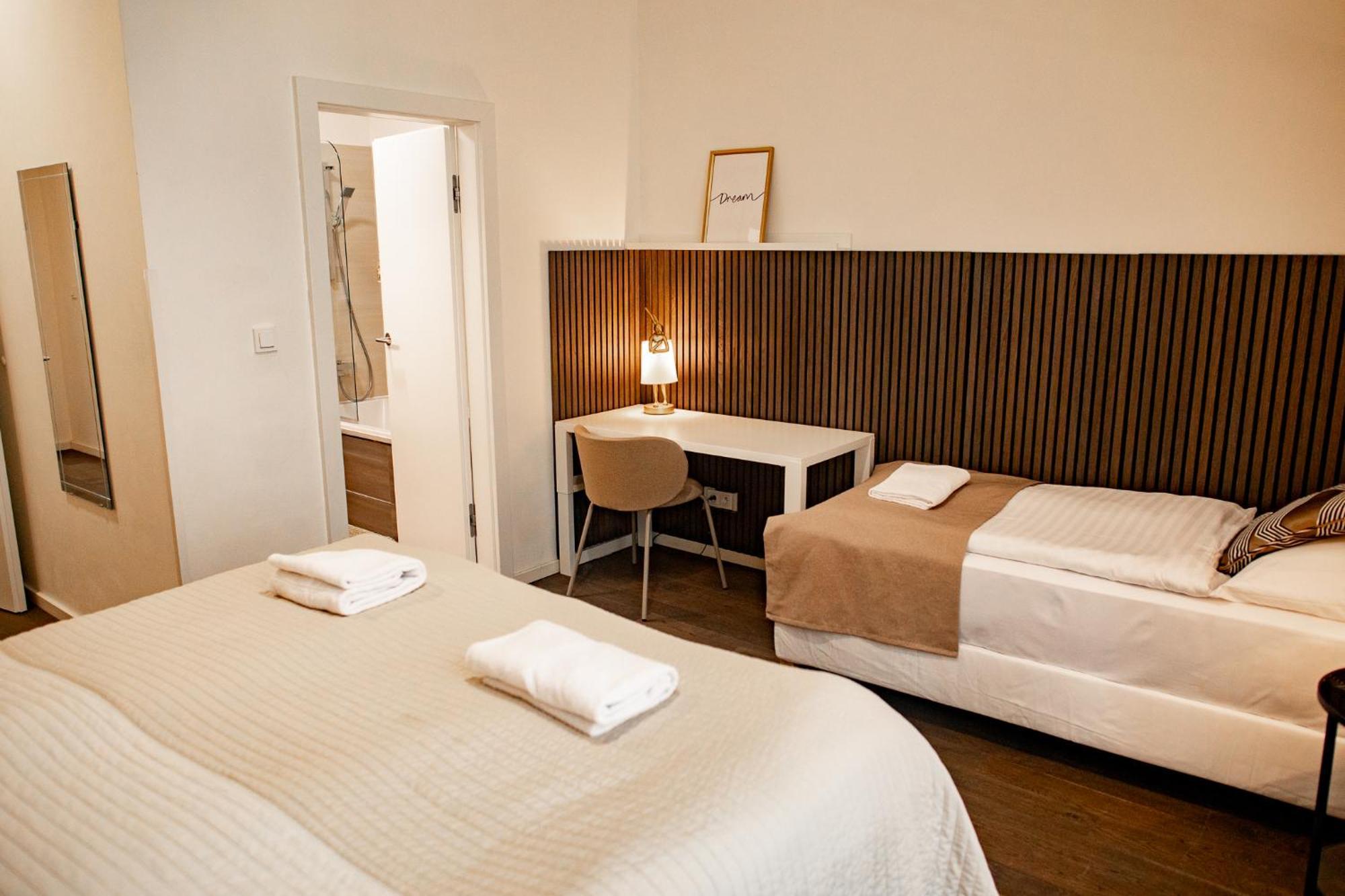 Luxury Modern Designed Oldtown Apartment Praha Bagian luar foto