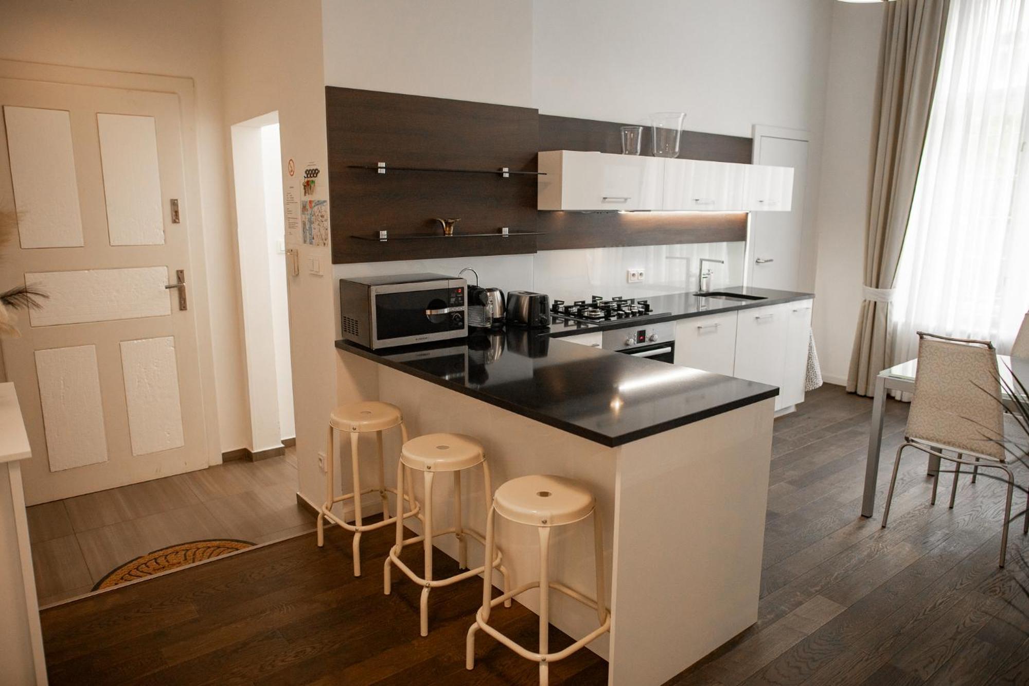 Luxury Modern Designed Oldtown Apartment Praha Bagian luar foto