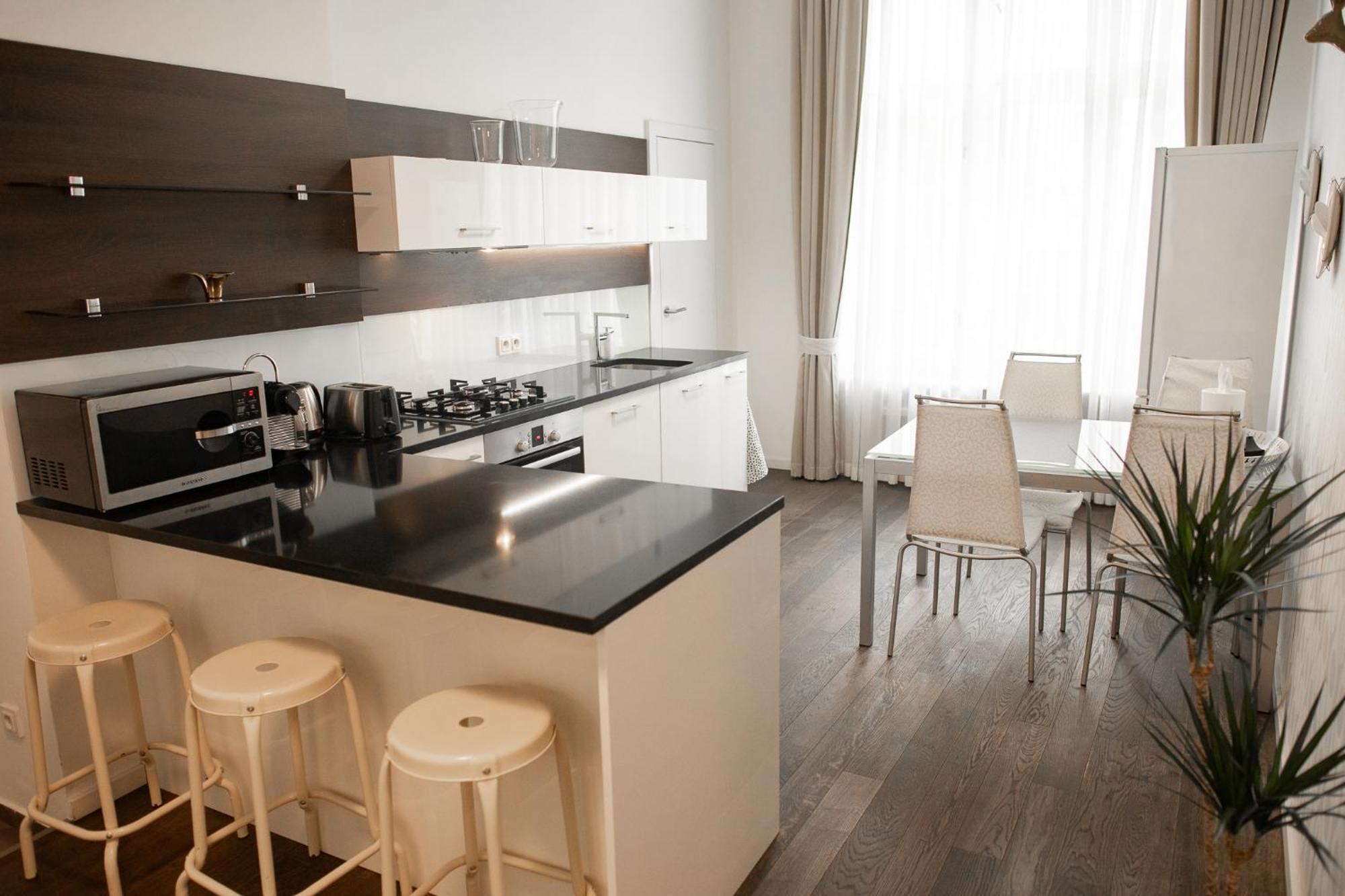 Luxury Modern Designed Oldtown Apartment Praha Bagian luar foto