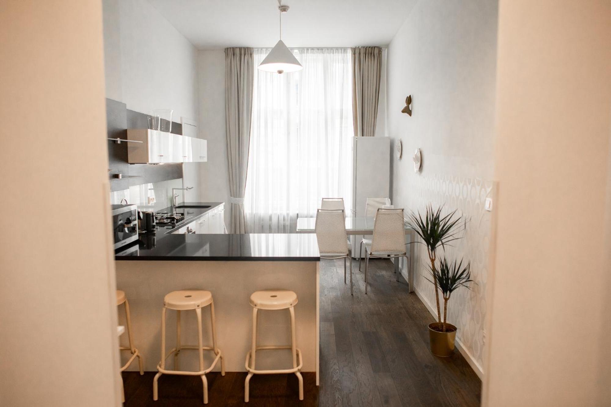 Luxury Modern Designed Oldtown Apartment Praha Bagian luar foto