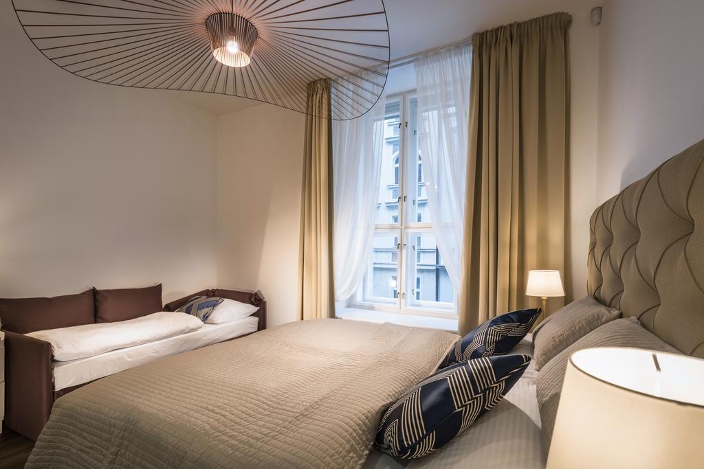 Luxury Modern Designed Oldtown Apartment Praha Bagian luar foto